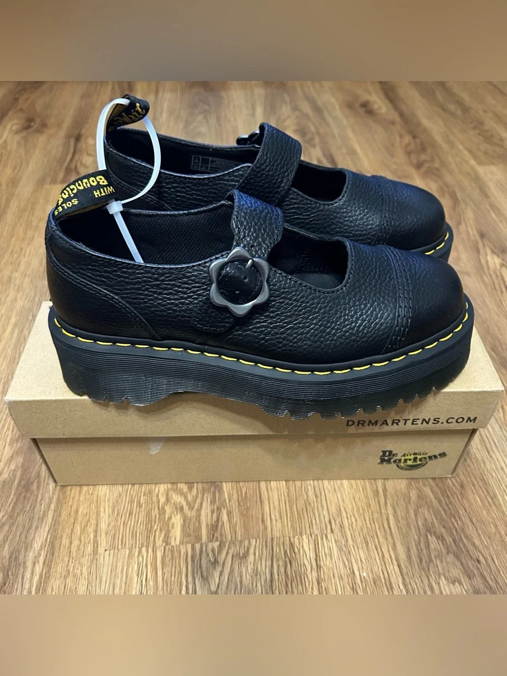 DR MARTENS Addina Flower black leather platform buckle Mary Jane shoes sz 8 new